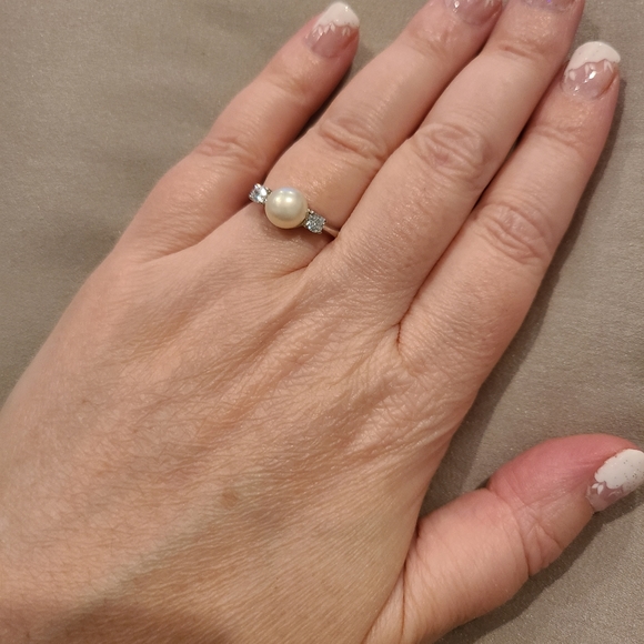 Freshwater pearl cubic zirconia Sterling silver ring brand new - Picture 2 of 8